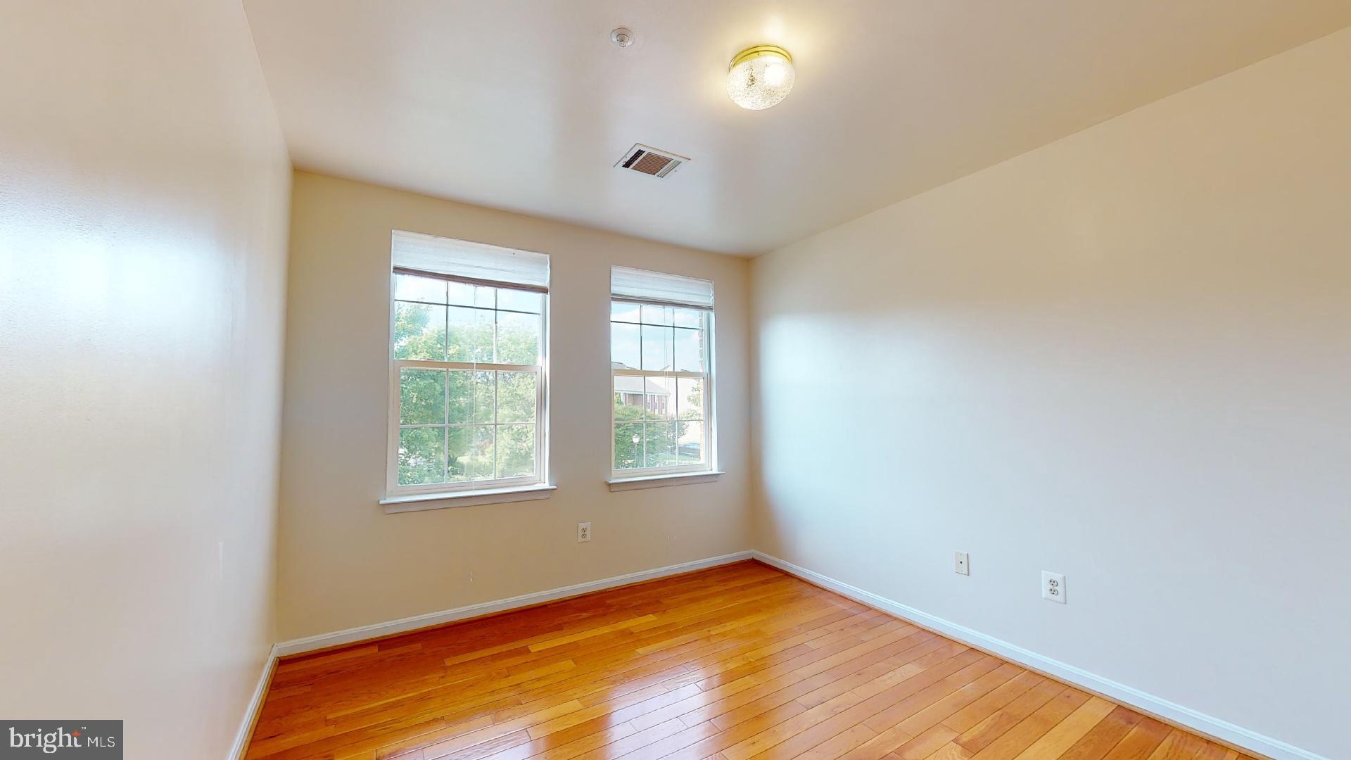 GREENBELT PARK 2 PLAT 1> - Residential