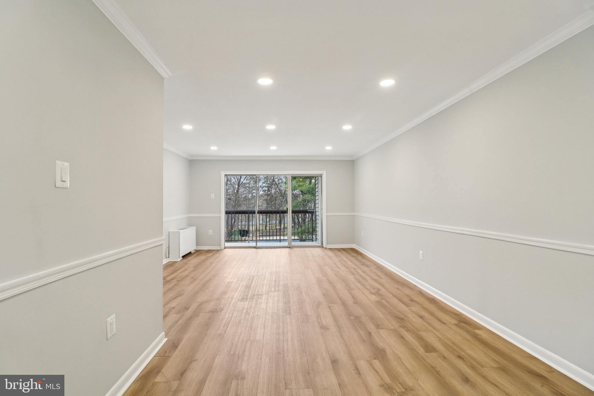 WEST SPRING - Residential