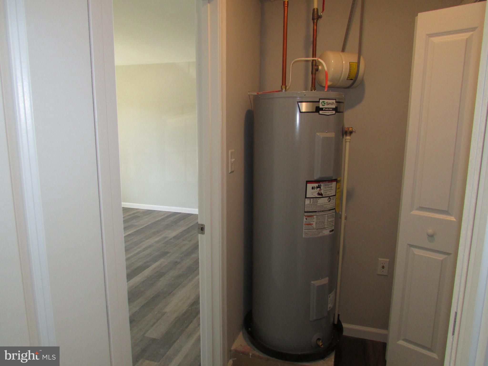 FAIRGROUND HEIGHTS - Residential