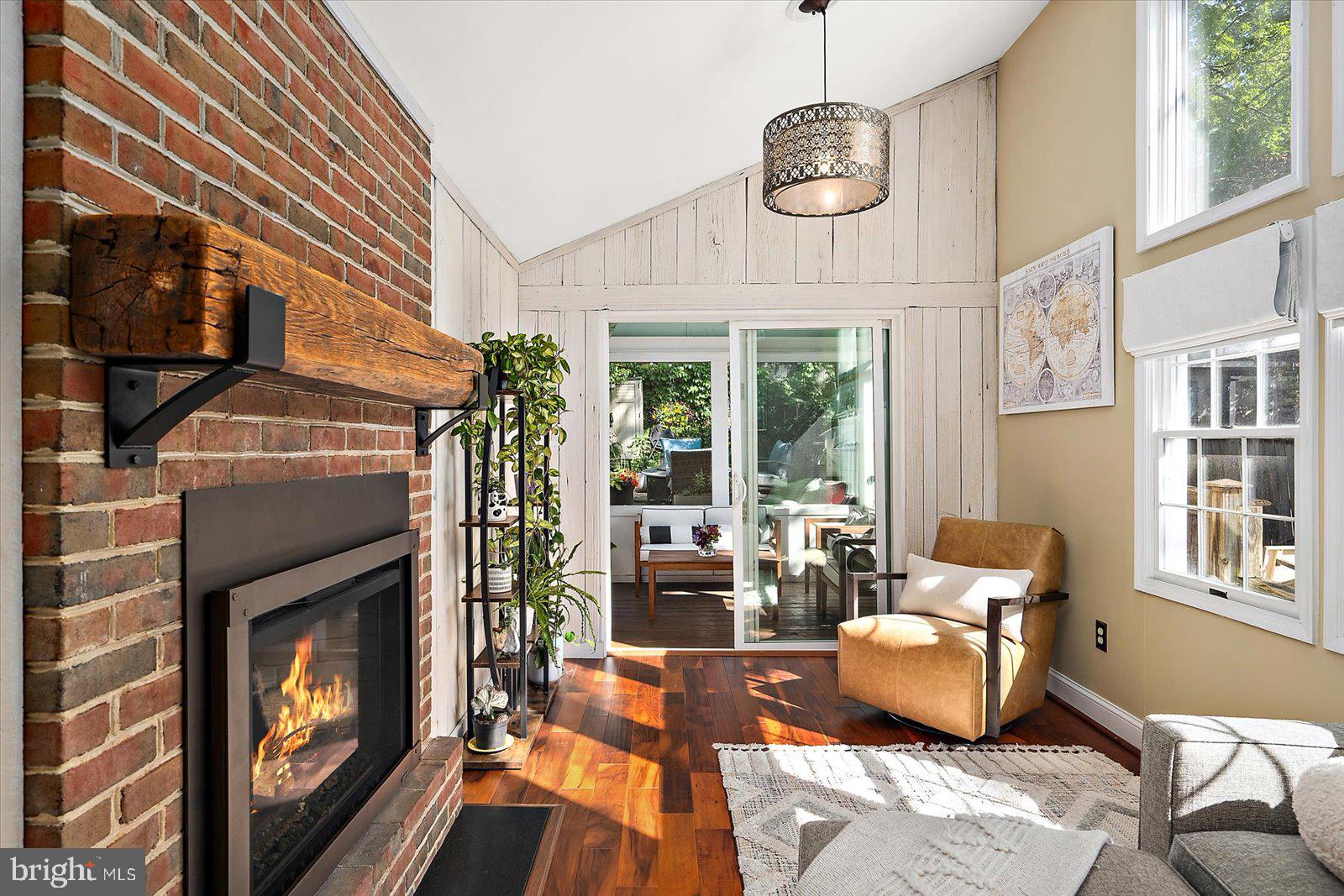 HISTORIC DISTRICT - Residential