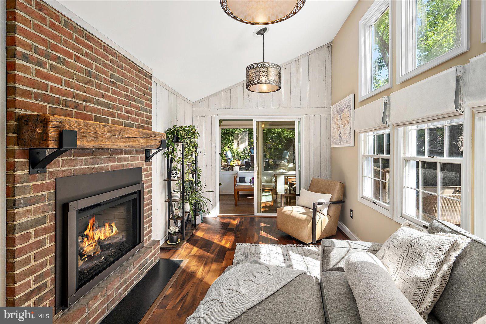 HISTORIC DISTRICT - Residential