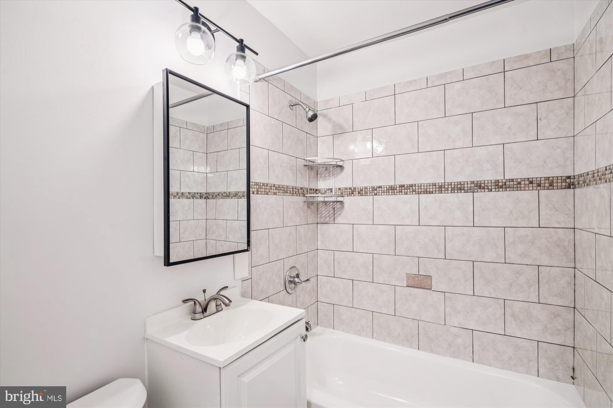 HOLLYWOOD - Residential