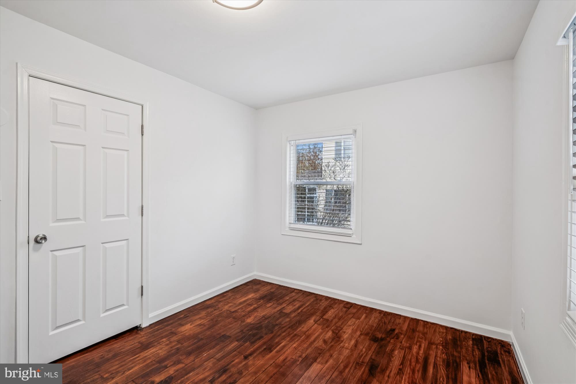 HOLLYWOOD - Residential