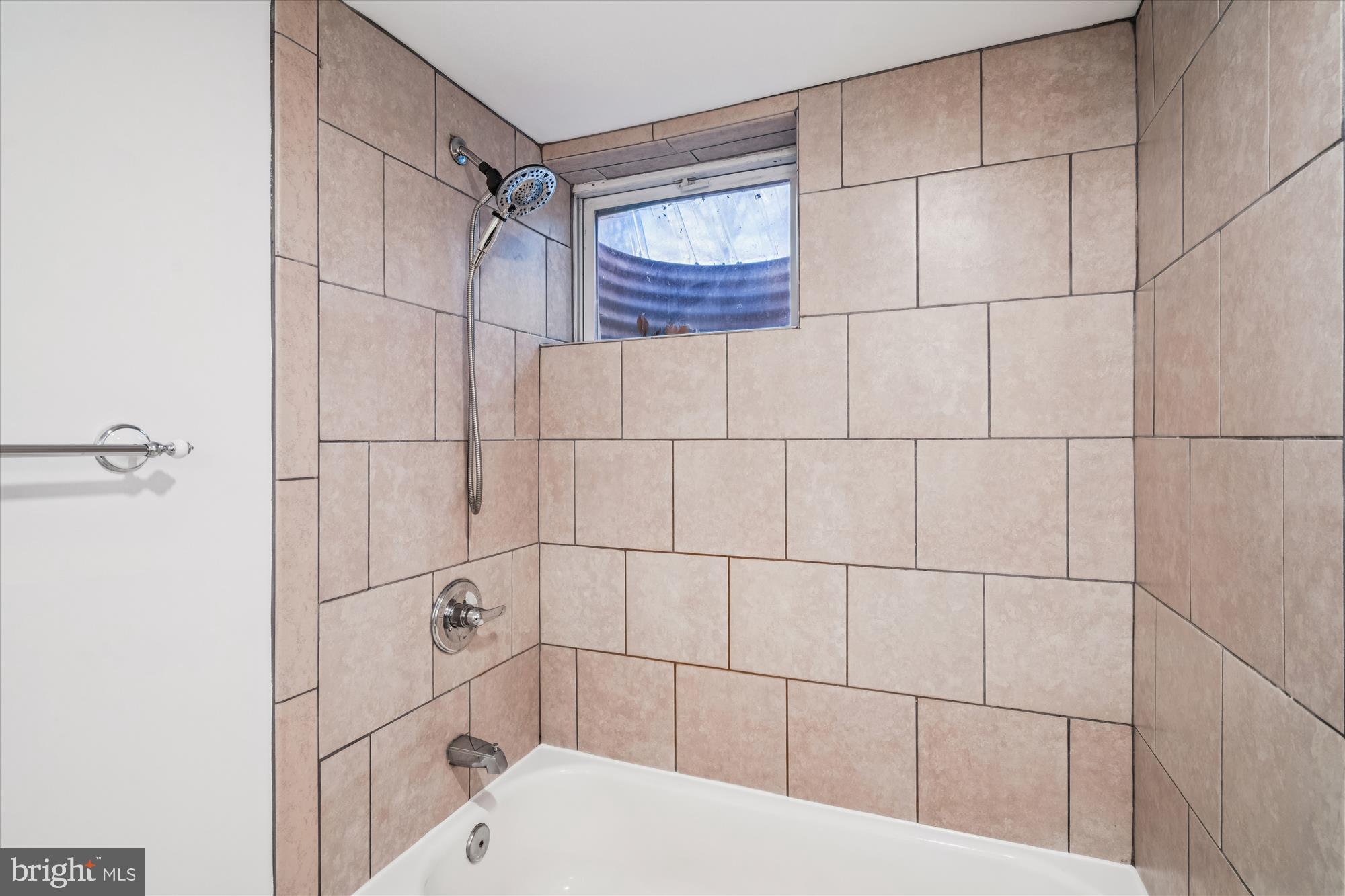 HOLLYWOOD - Residential