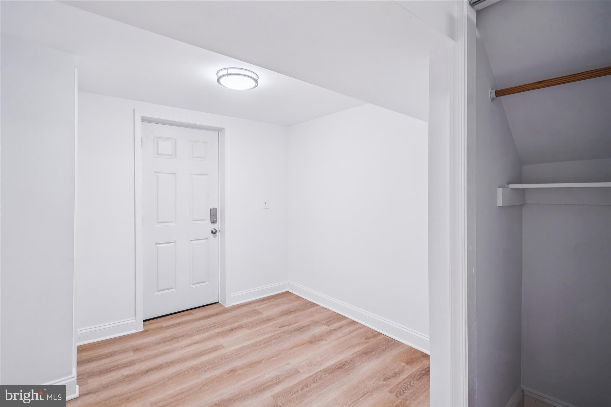 HOLLYWOOD - Residential