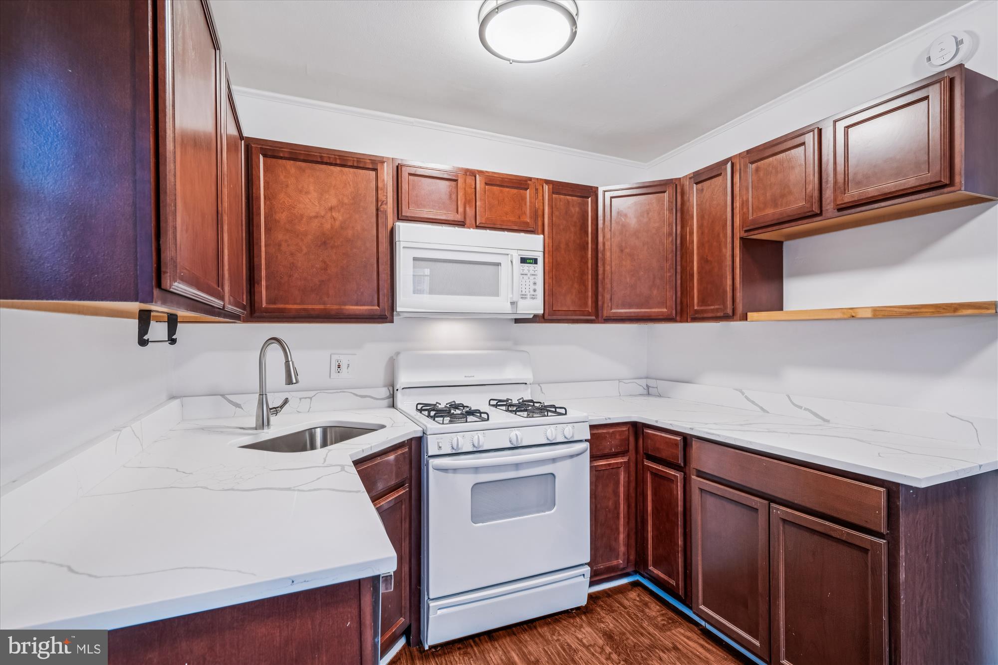 HOLLYWOOD - Residential