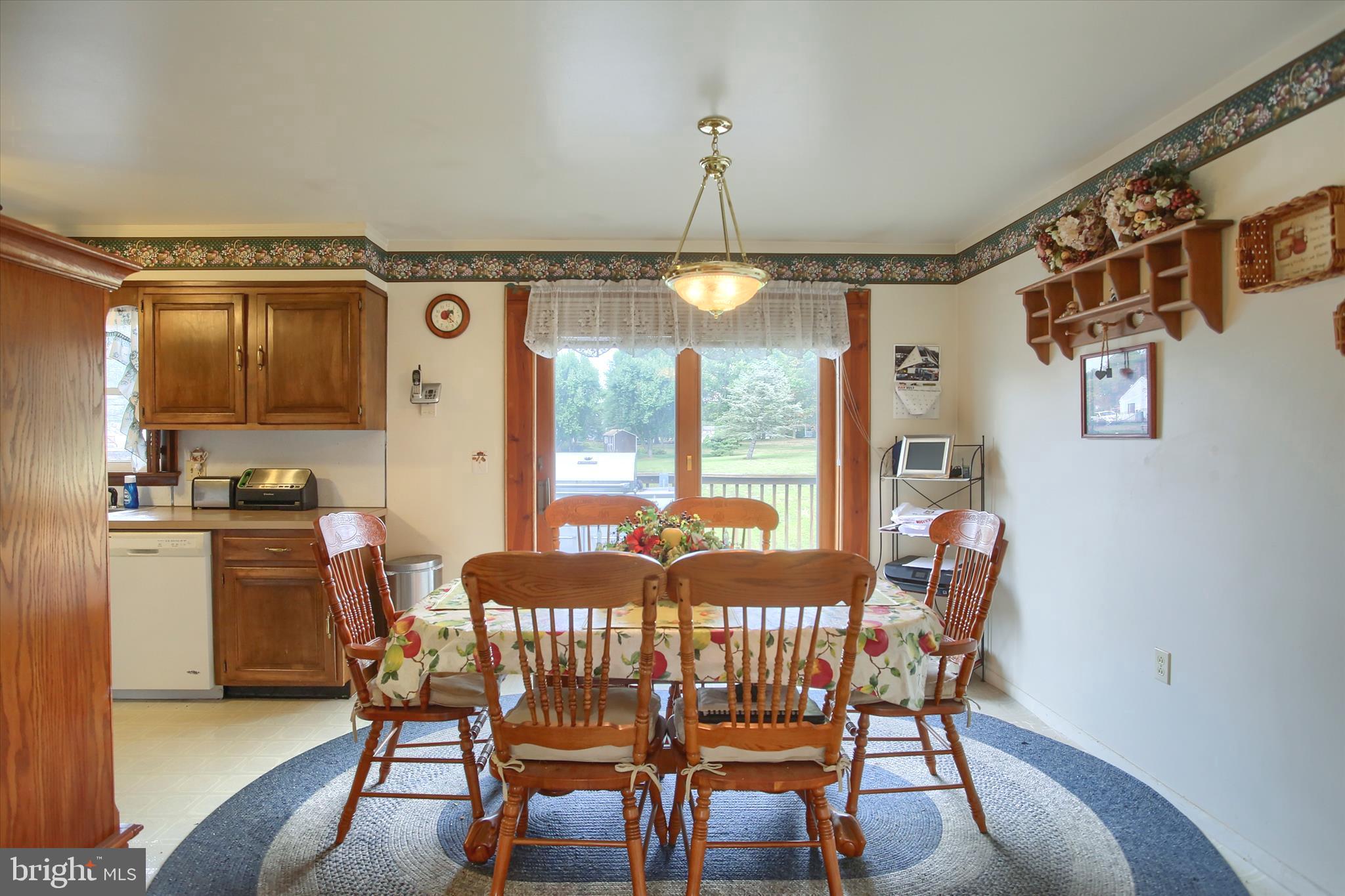 NOLL MANOR - Residential