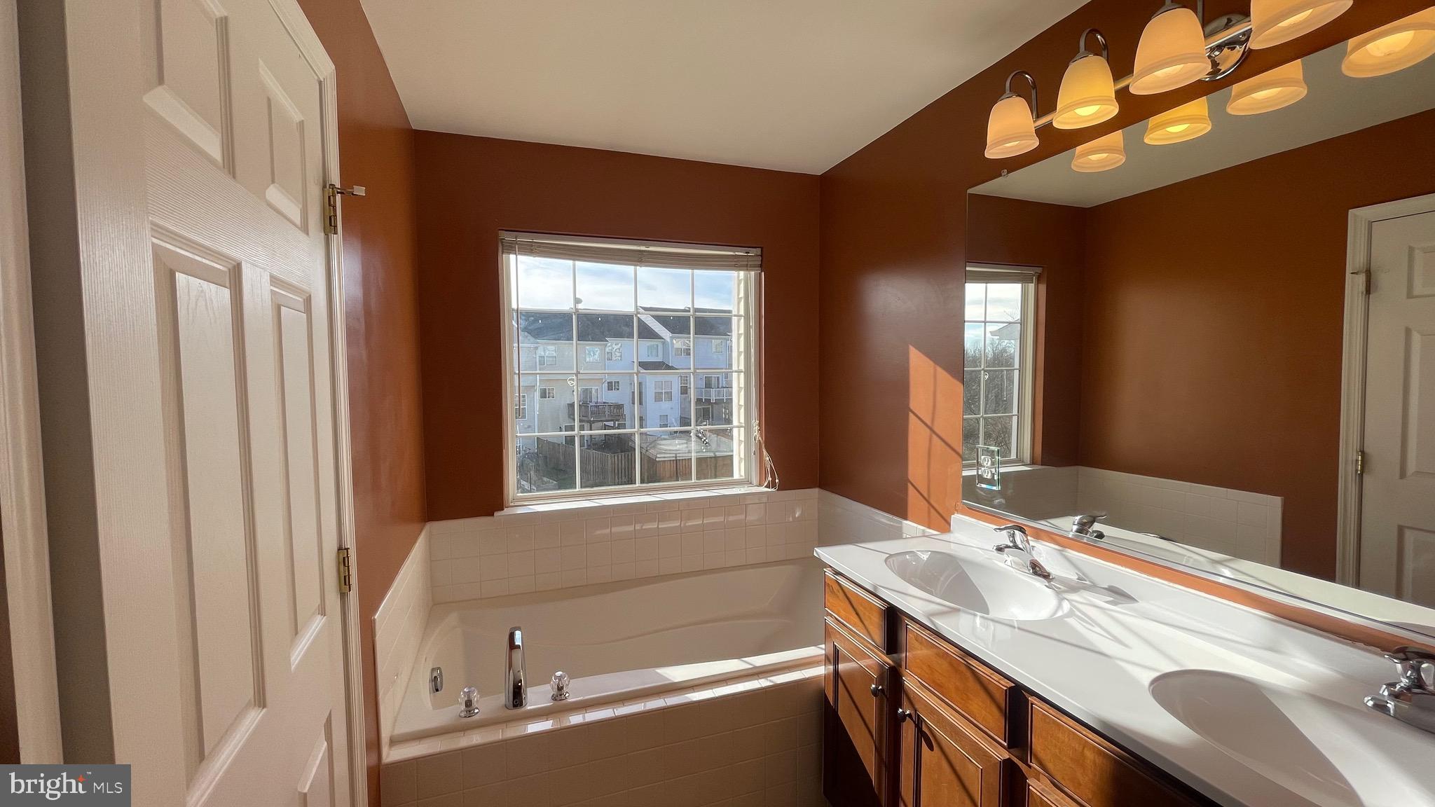 THE GALLERY - Residential