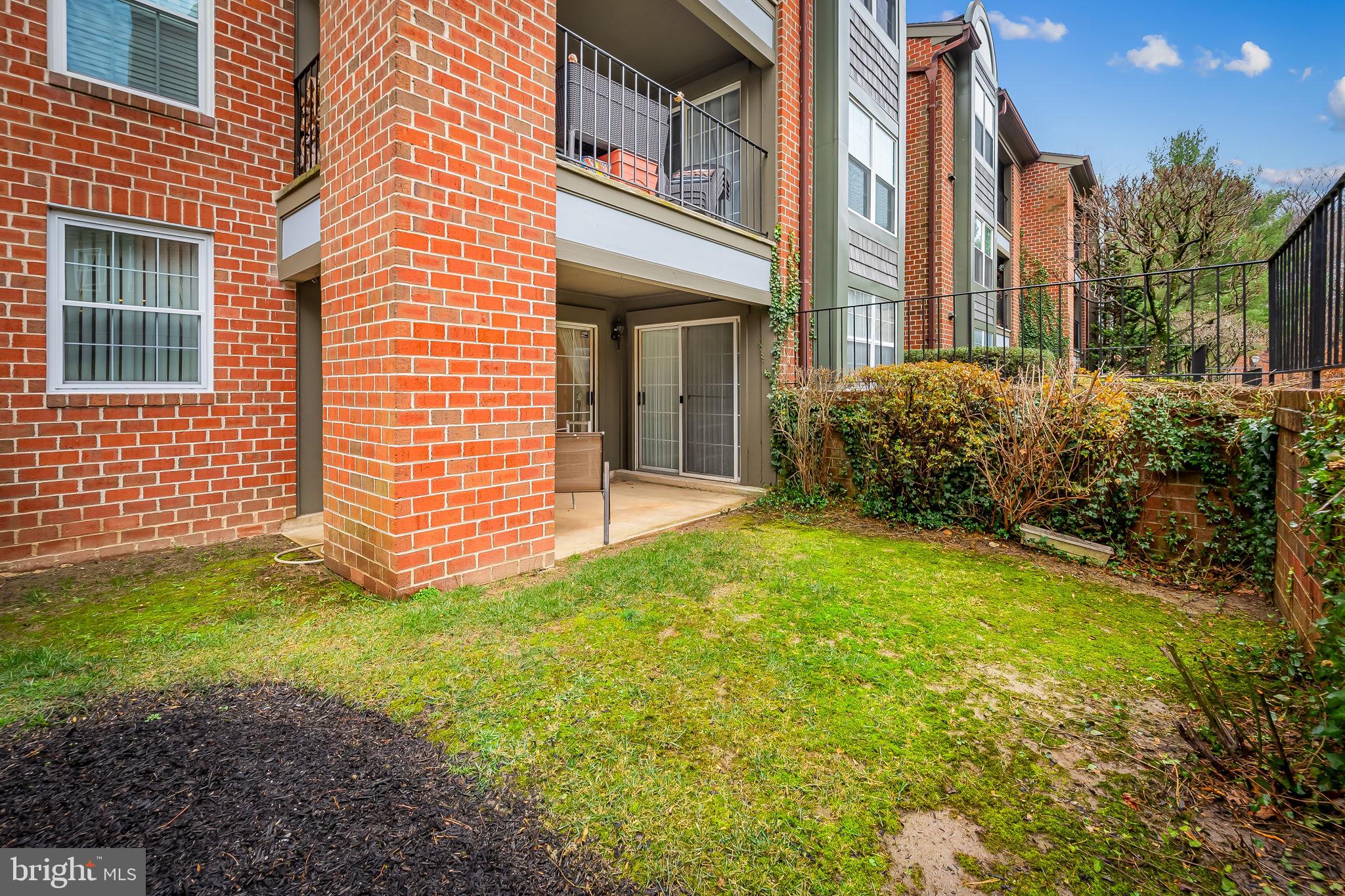 THE FALLS GARDEN - Residential