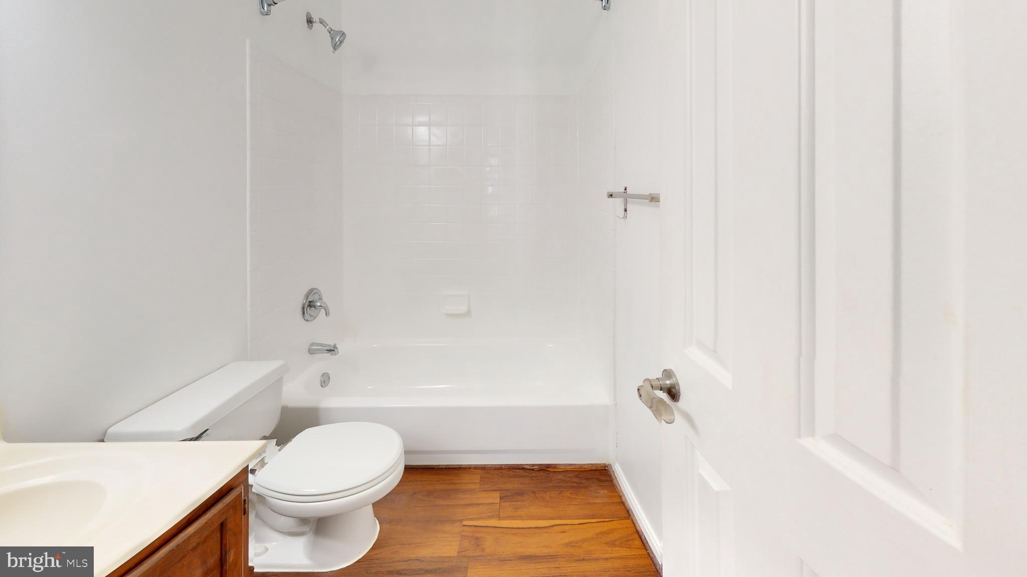 APPLEGATE - Residential