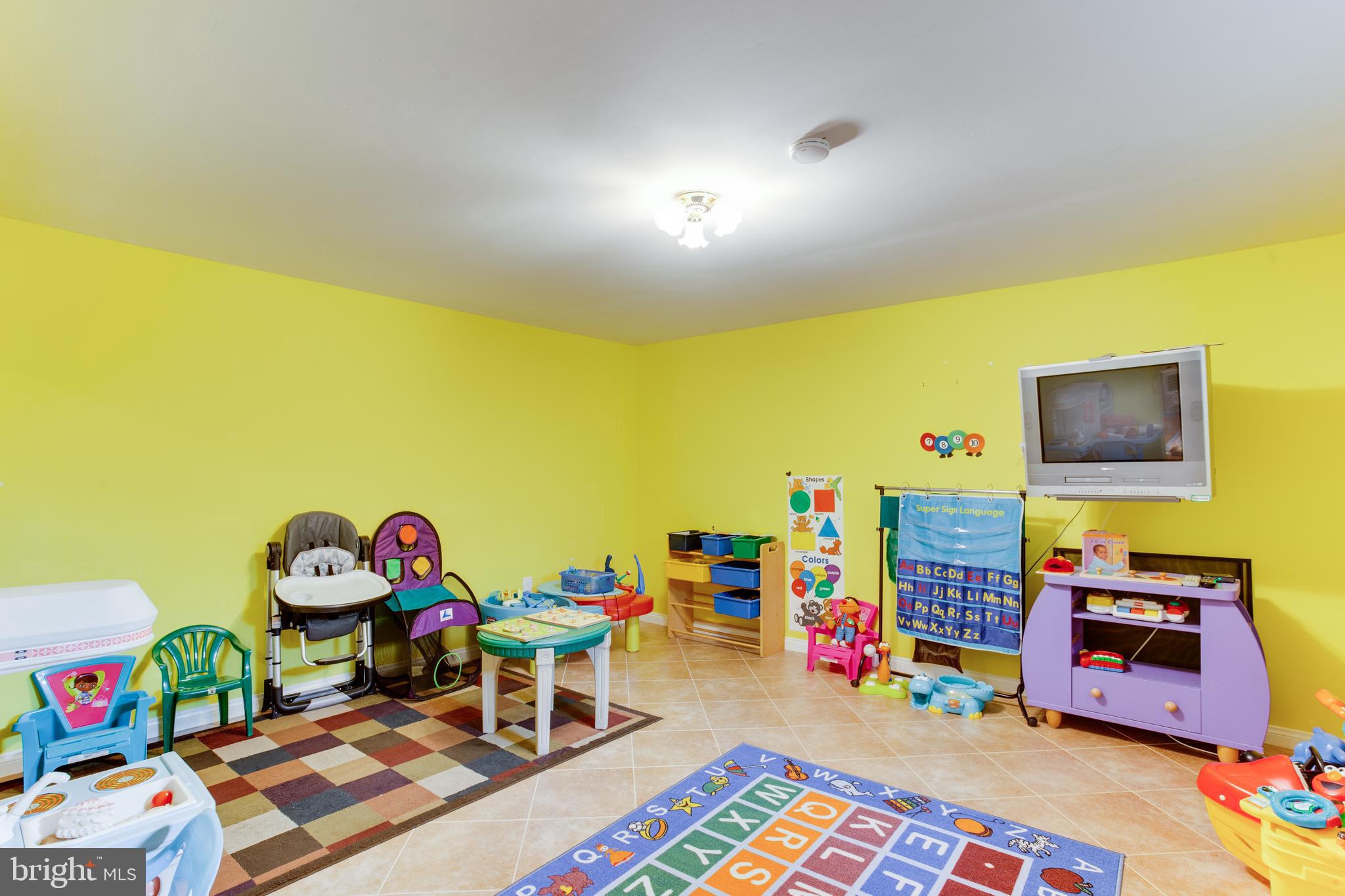 SPRINGHAVEN WOODS WEST - Residential