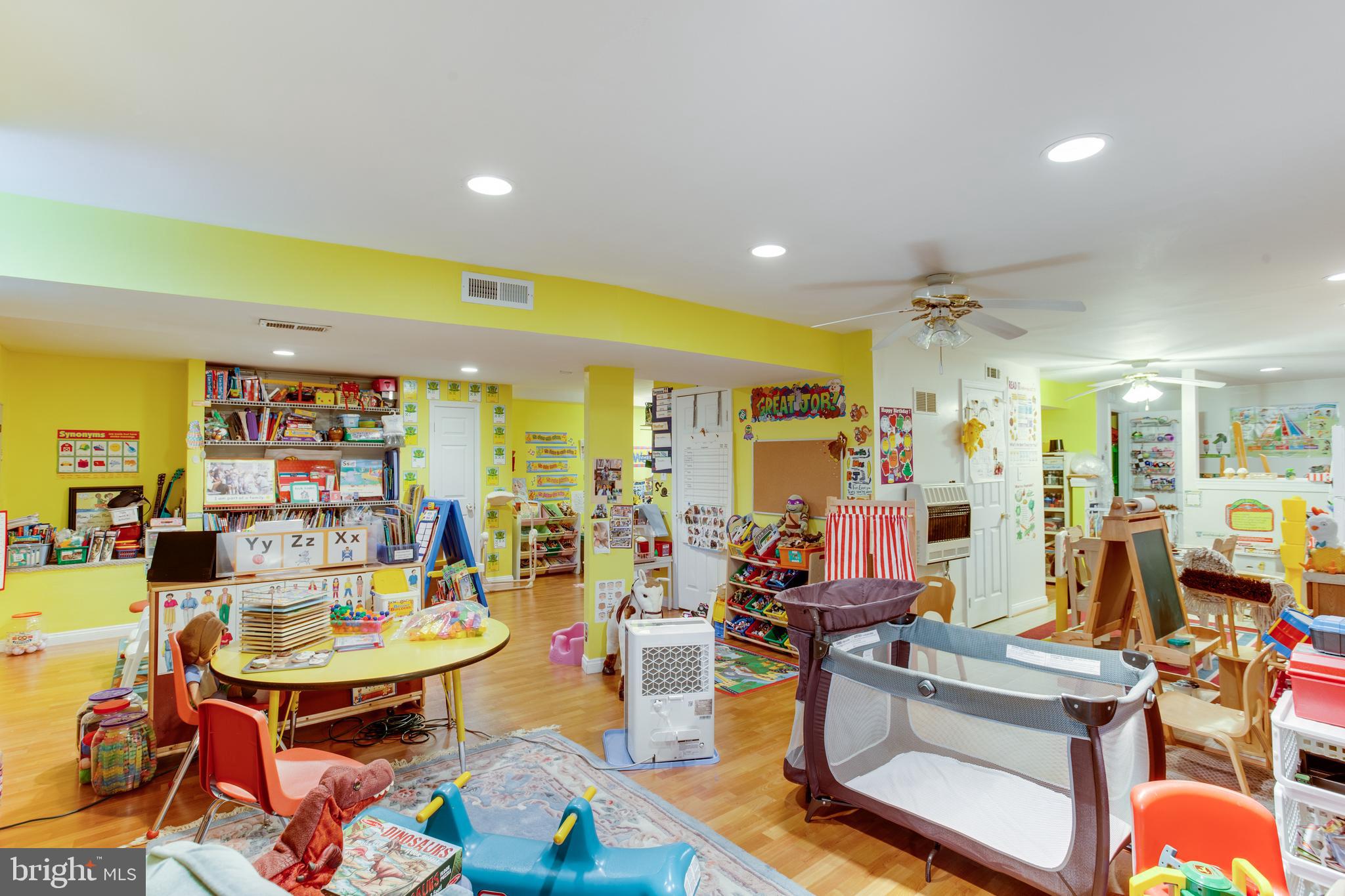 SPRINGHAVEN WOODS WEST - Residential