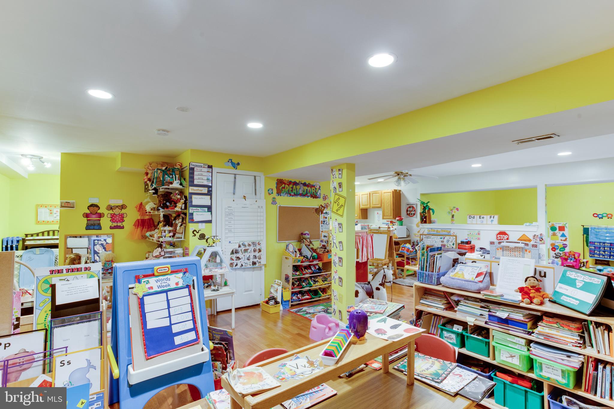 SPRINGHAVEN WOODS WEST - Residential