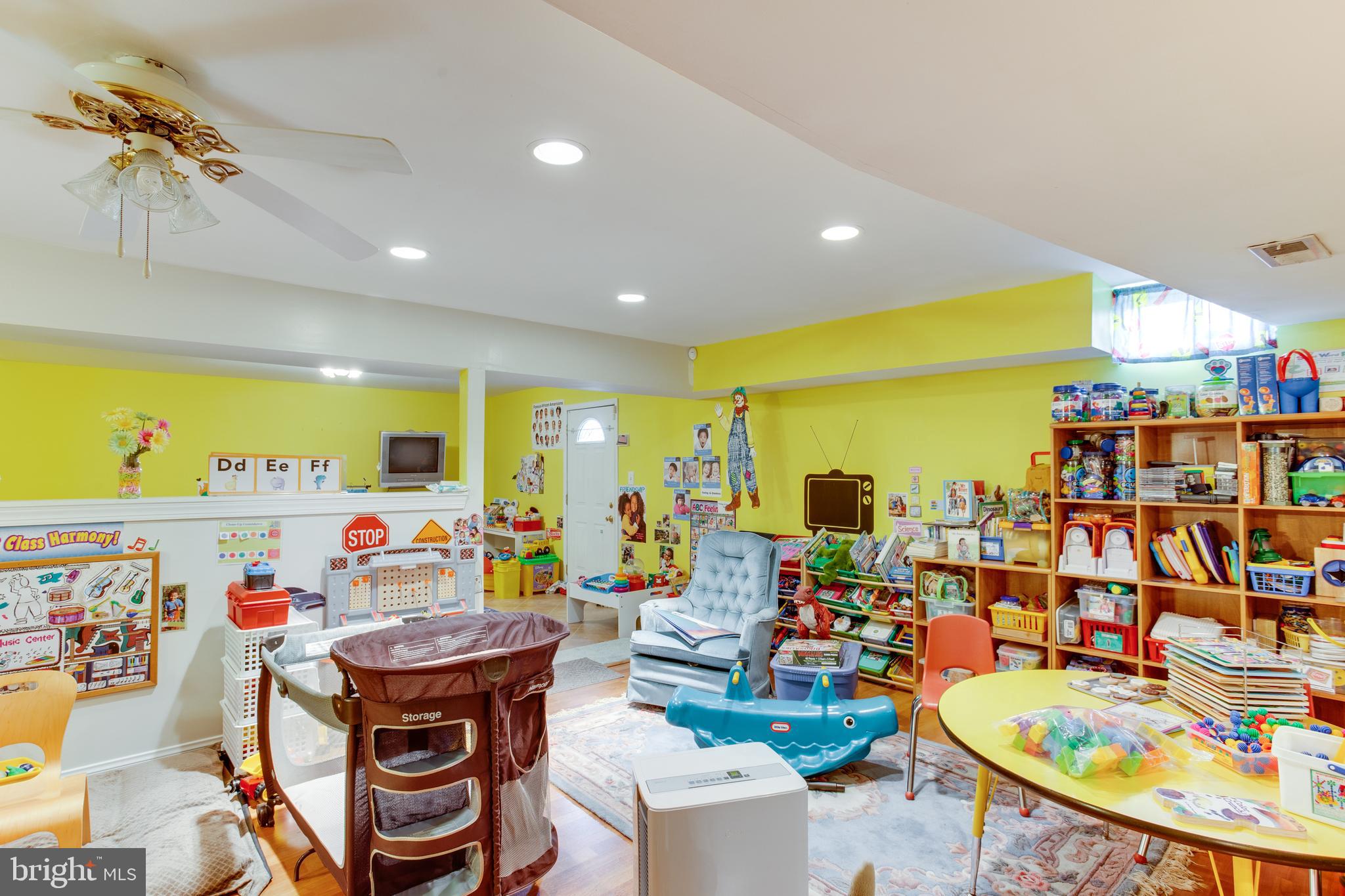 SPRINGHAVEN WOODS WEST - Residential