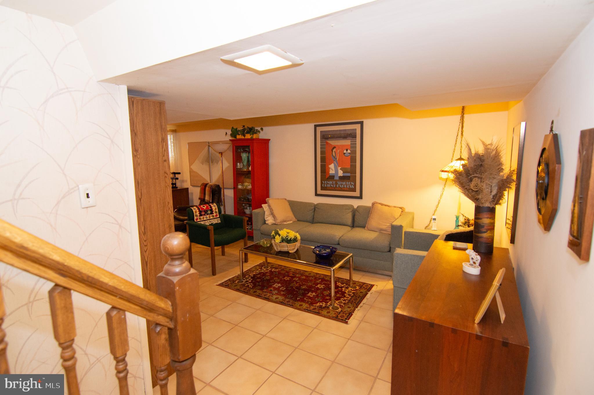 LYON VILLAGE - Residential