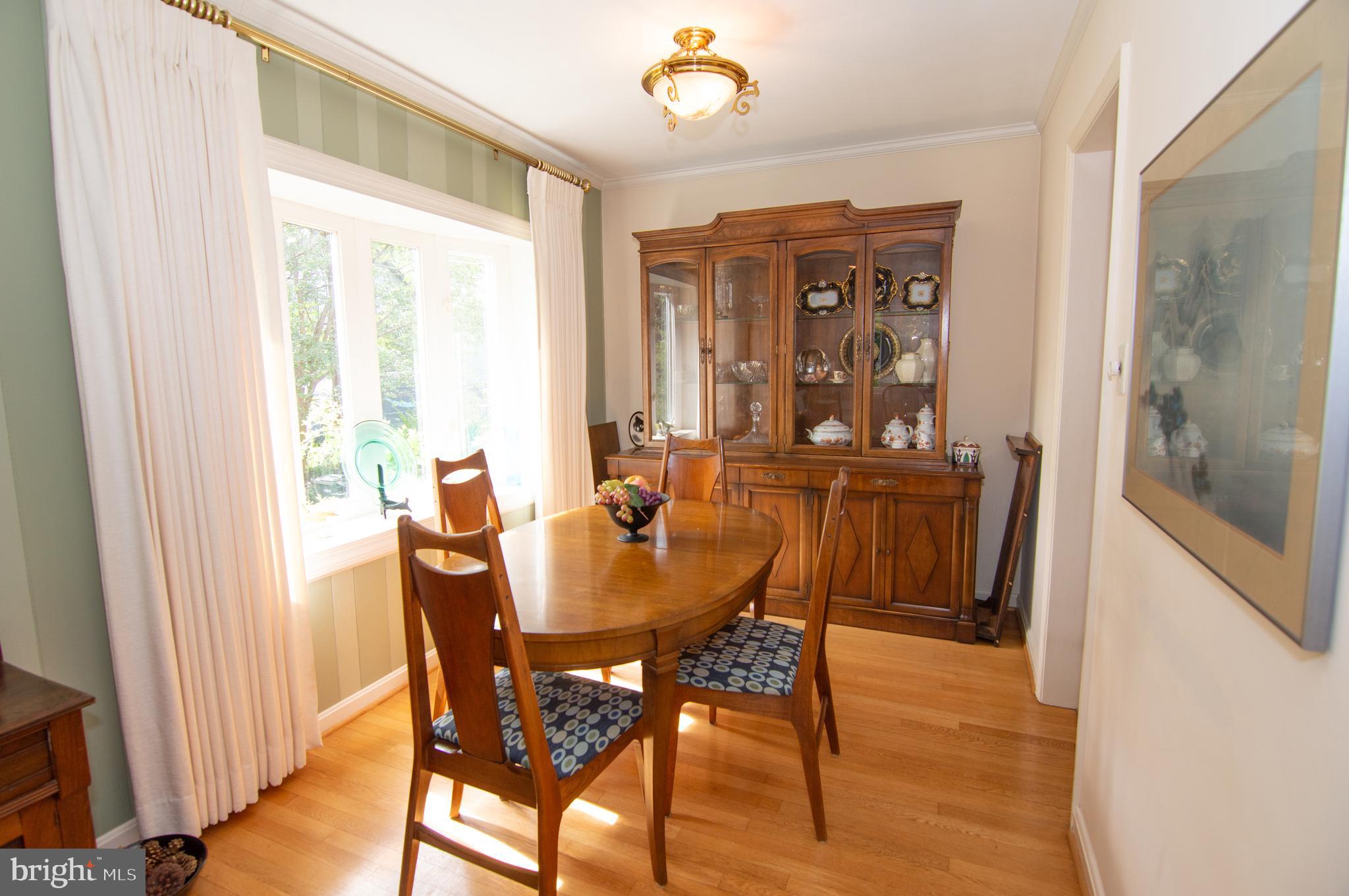 LYON VILLAGE - Residential