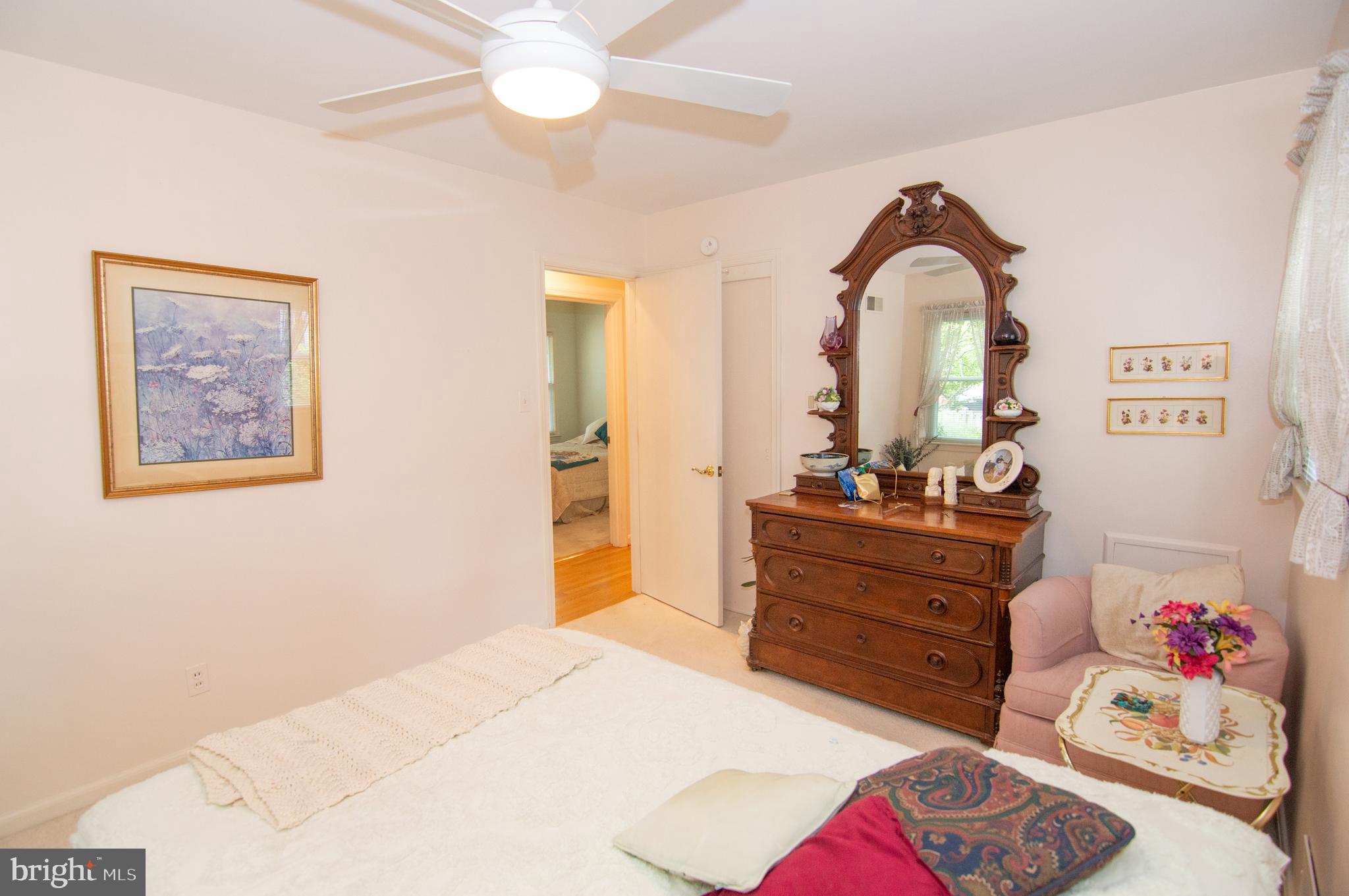 LYON VILLAGE - Residential