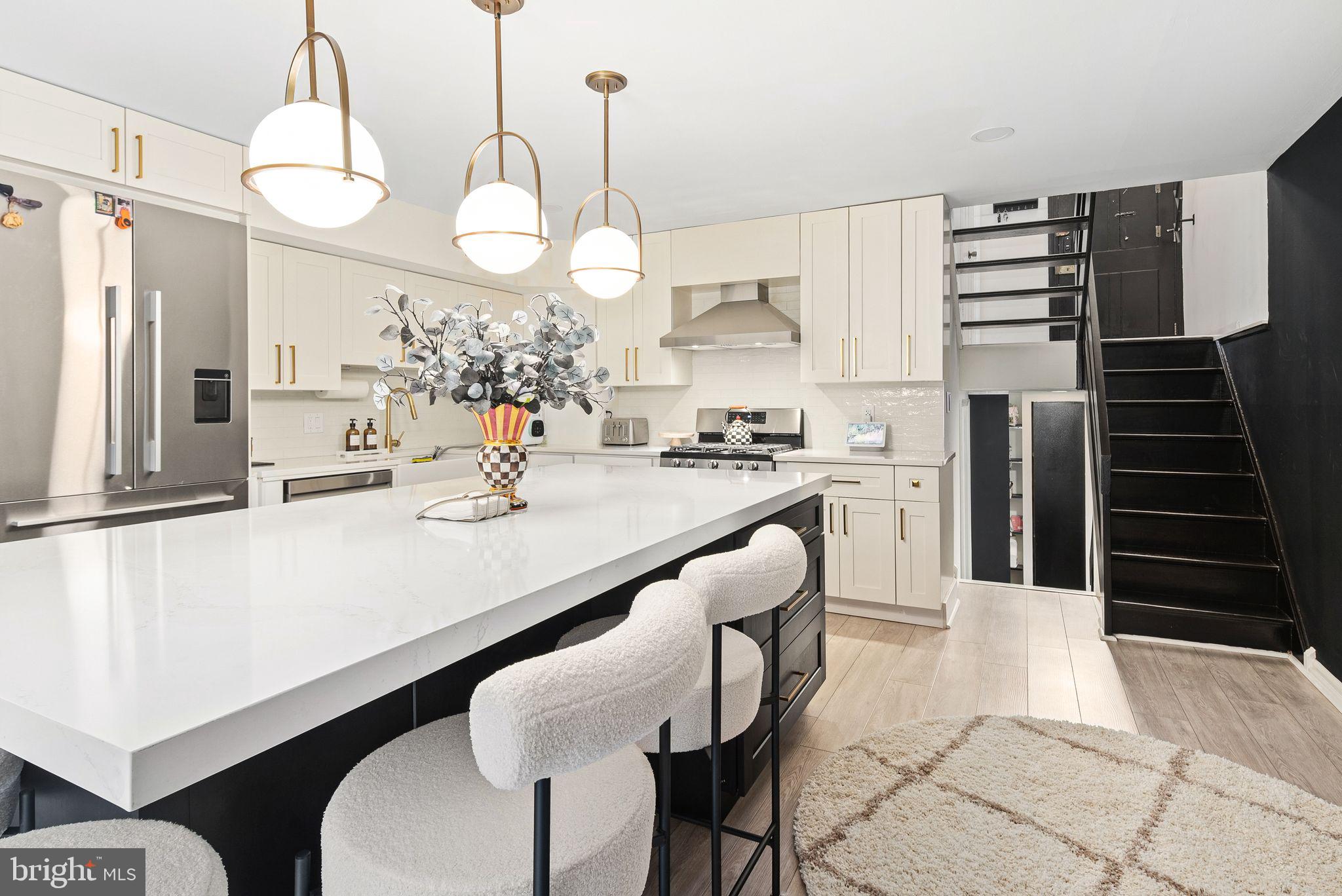 WASHINGTON SQ WEST - Residential