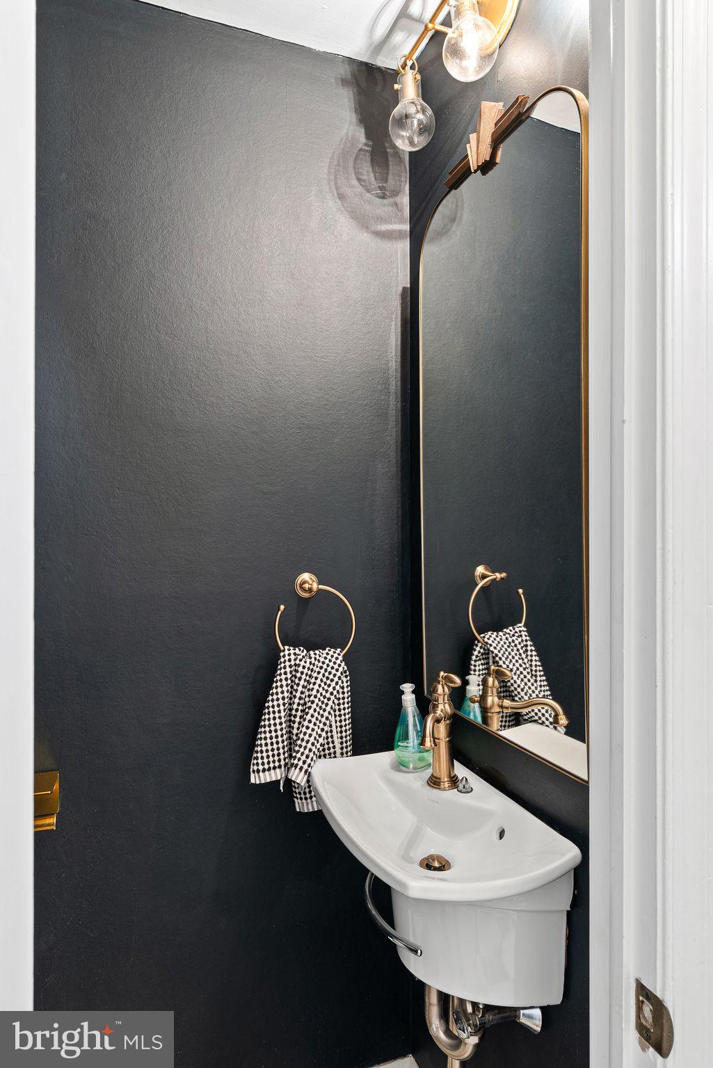 WASHINGTON SQ WEST - Residential