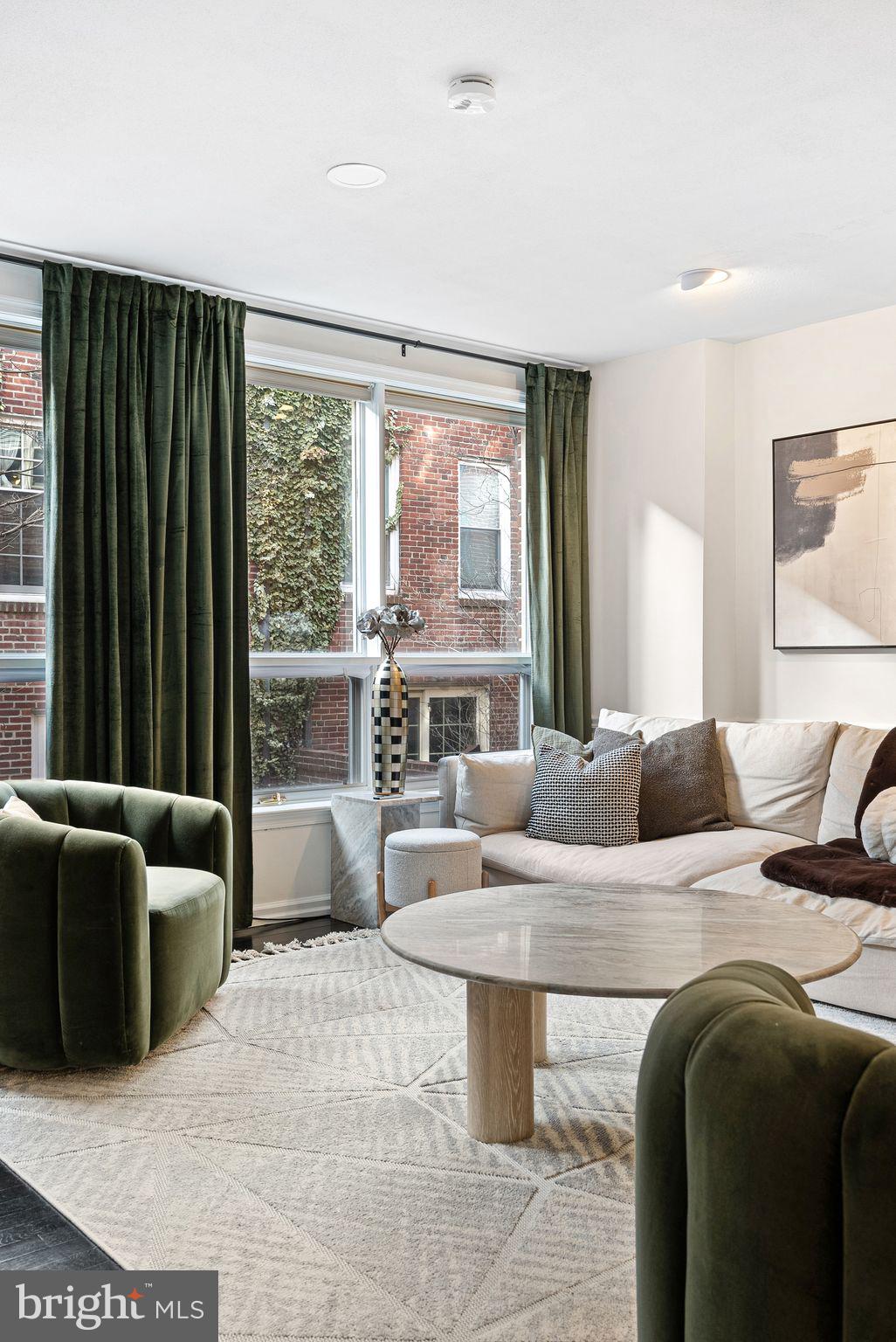 WASHINGTON SQ WEST - Residential