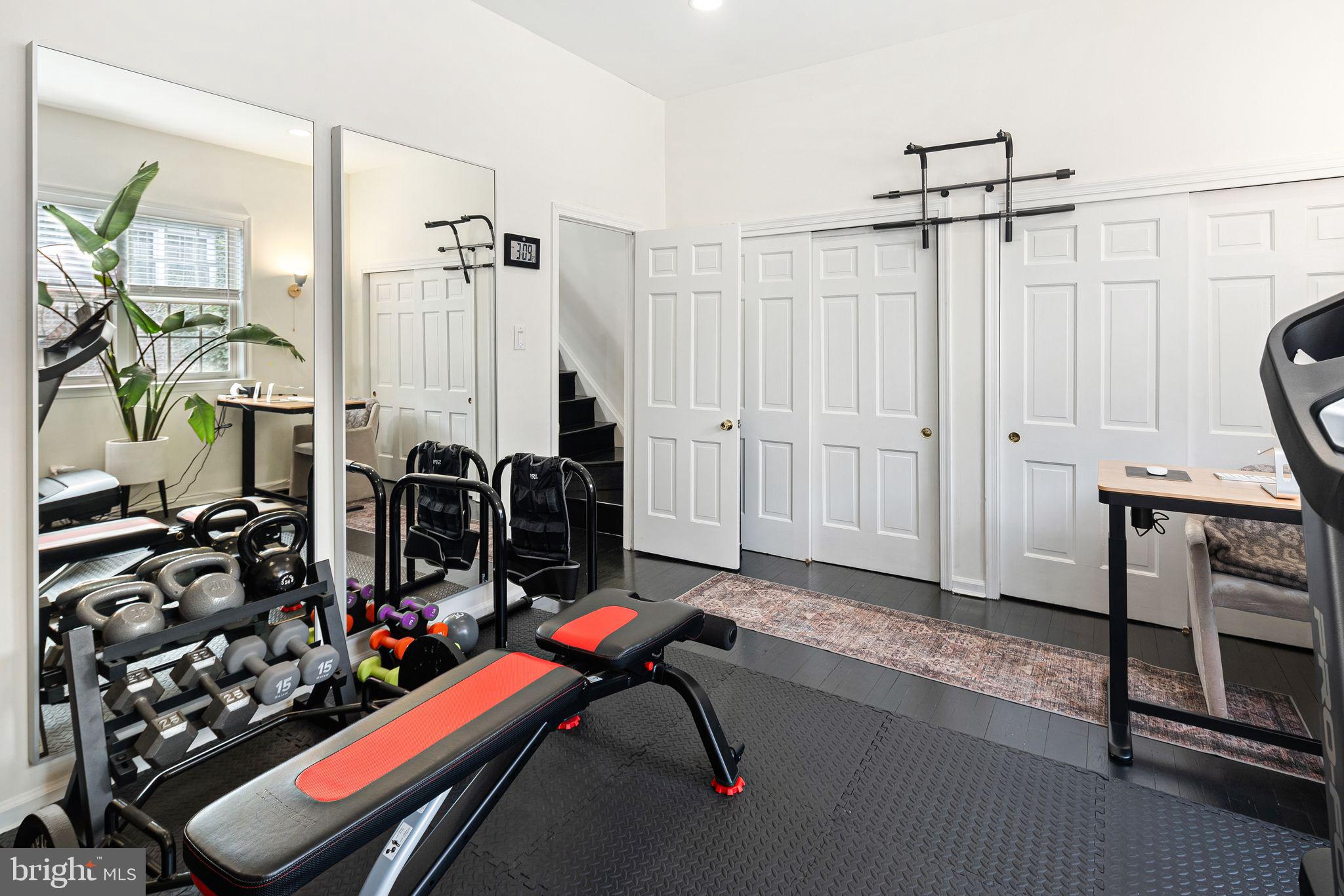 WASHINGTON SQ WEST - Residential