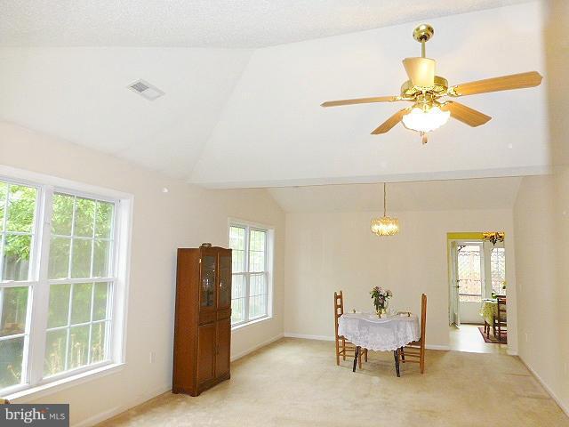 WILLOW SHADE - Residential