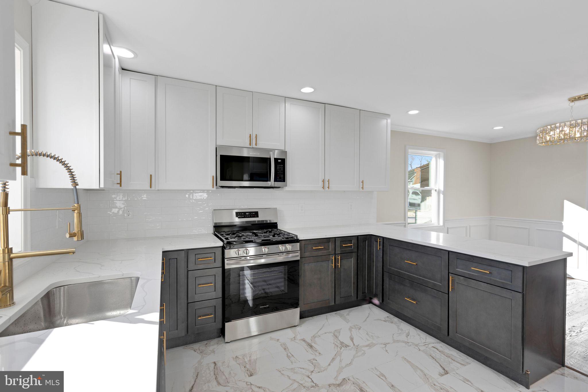 BROAD ACRES - Residential