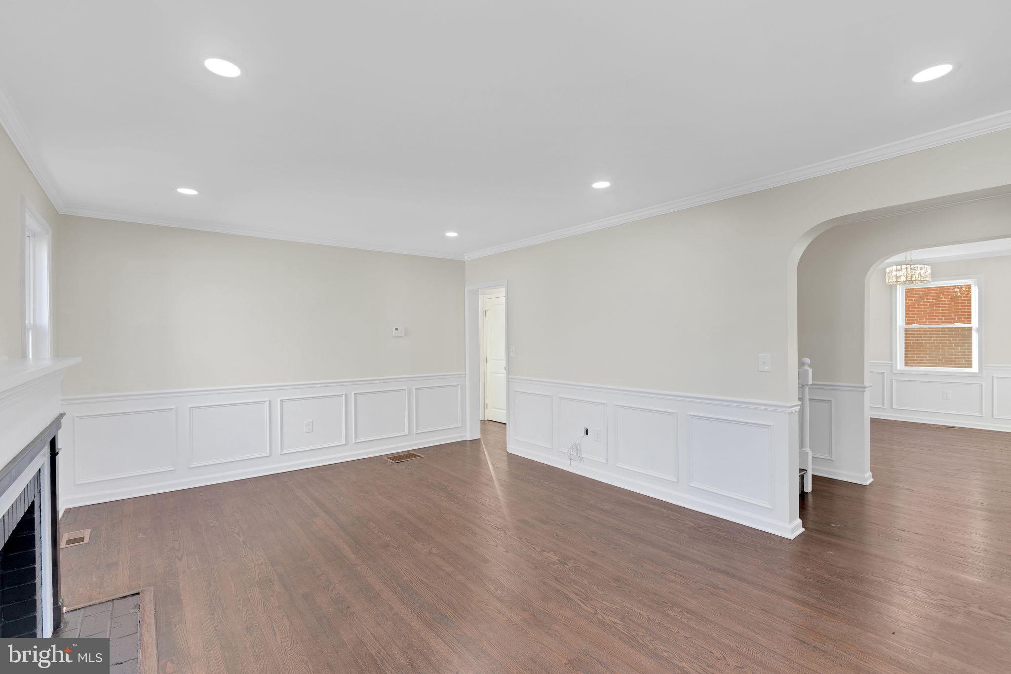 BROAD ACRES - Residential