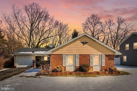 Homes For Sale - 32 Millbrook Drive<br/> WILLINGBORO, NJ 08046