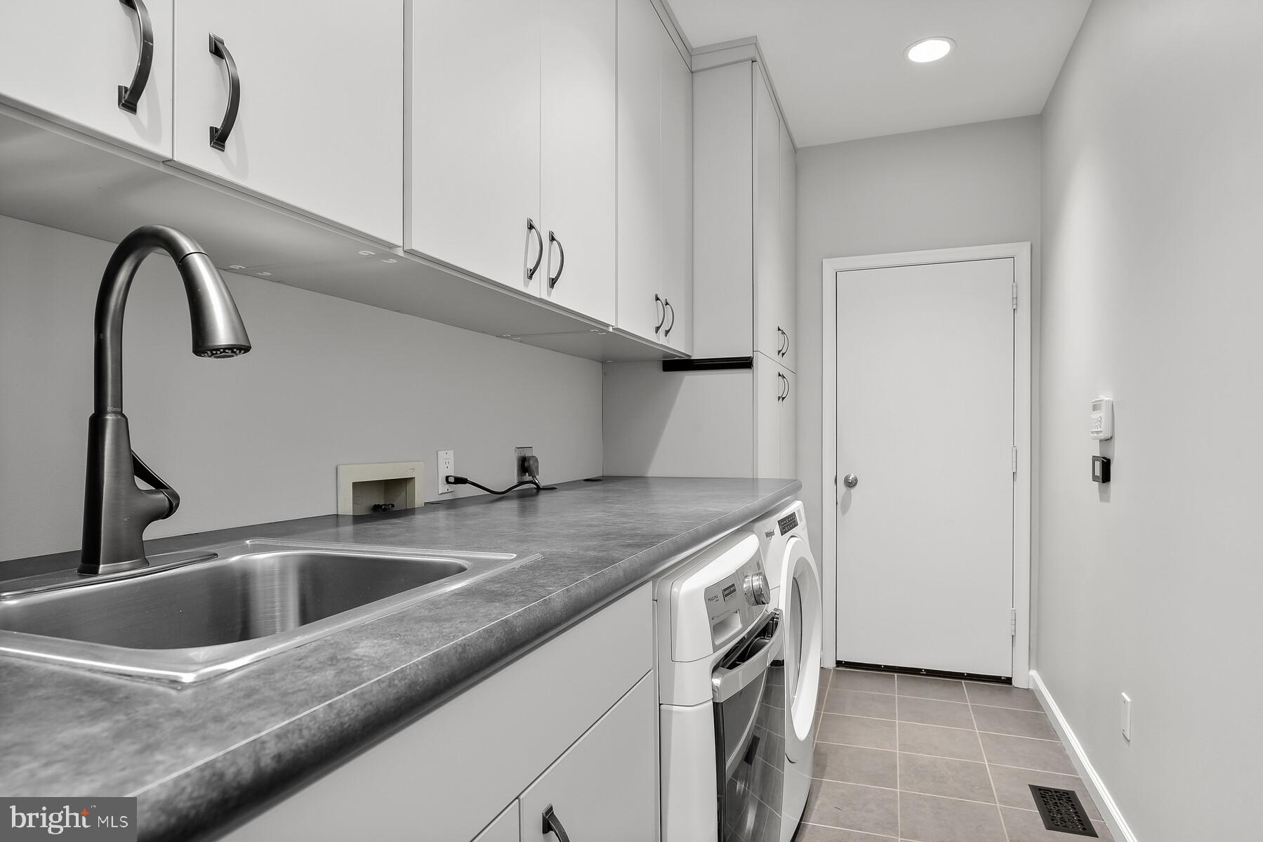 GLEN MILL VILLAGE - Residential