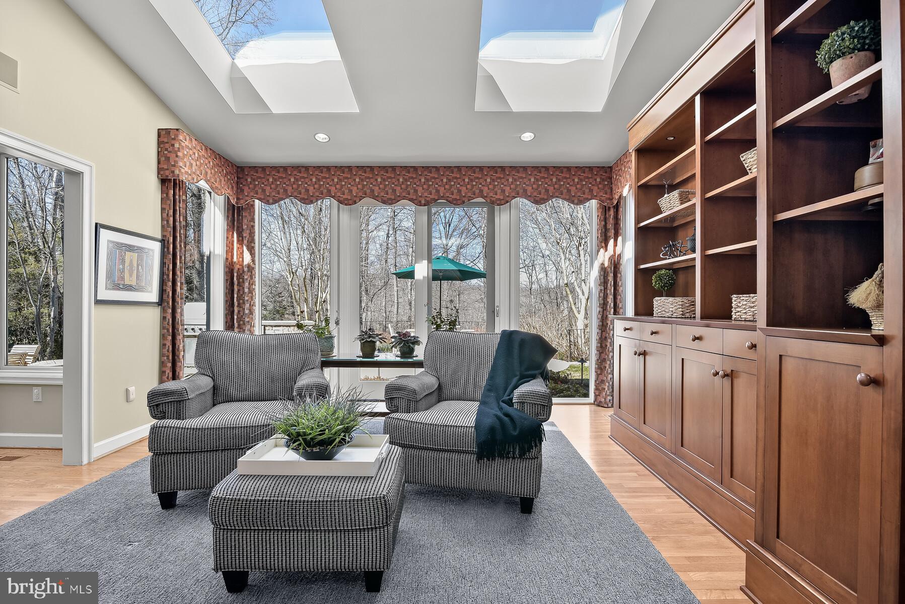 GLEN MILL VILLAGE - Residential