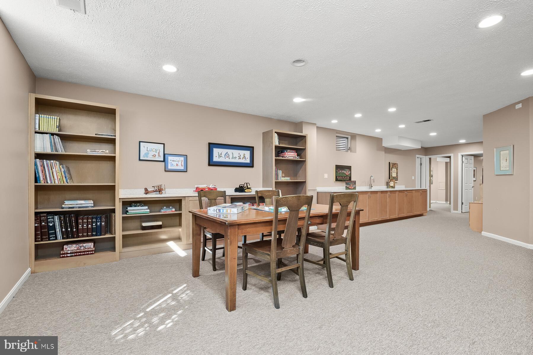 GLEN MILL VILLAGE - Residential