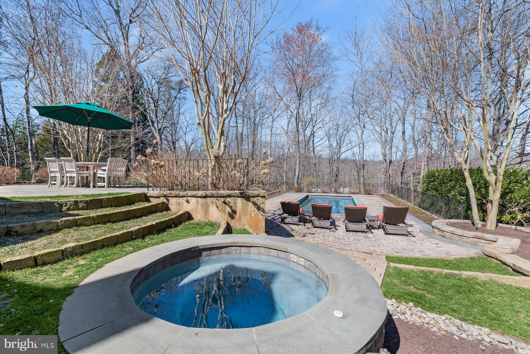 GLEN MILL VILLAGE - Residential