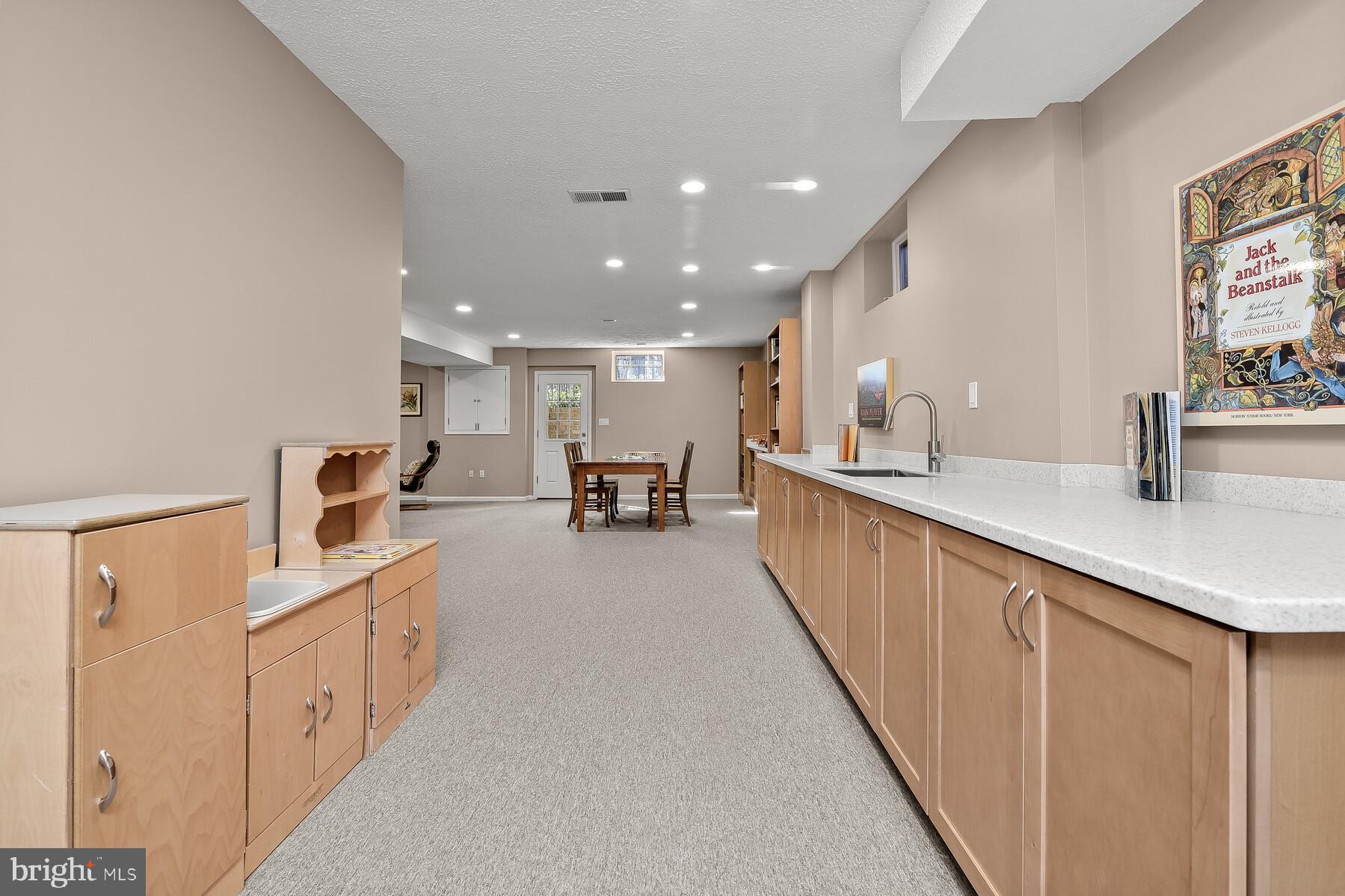 GLEN MILL VILLAGE - Residential