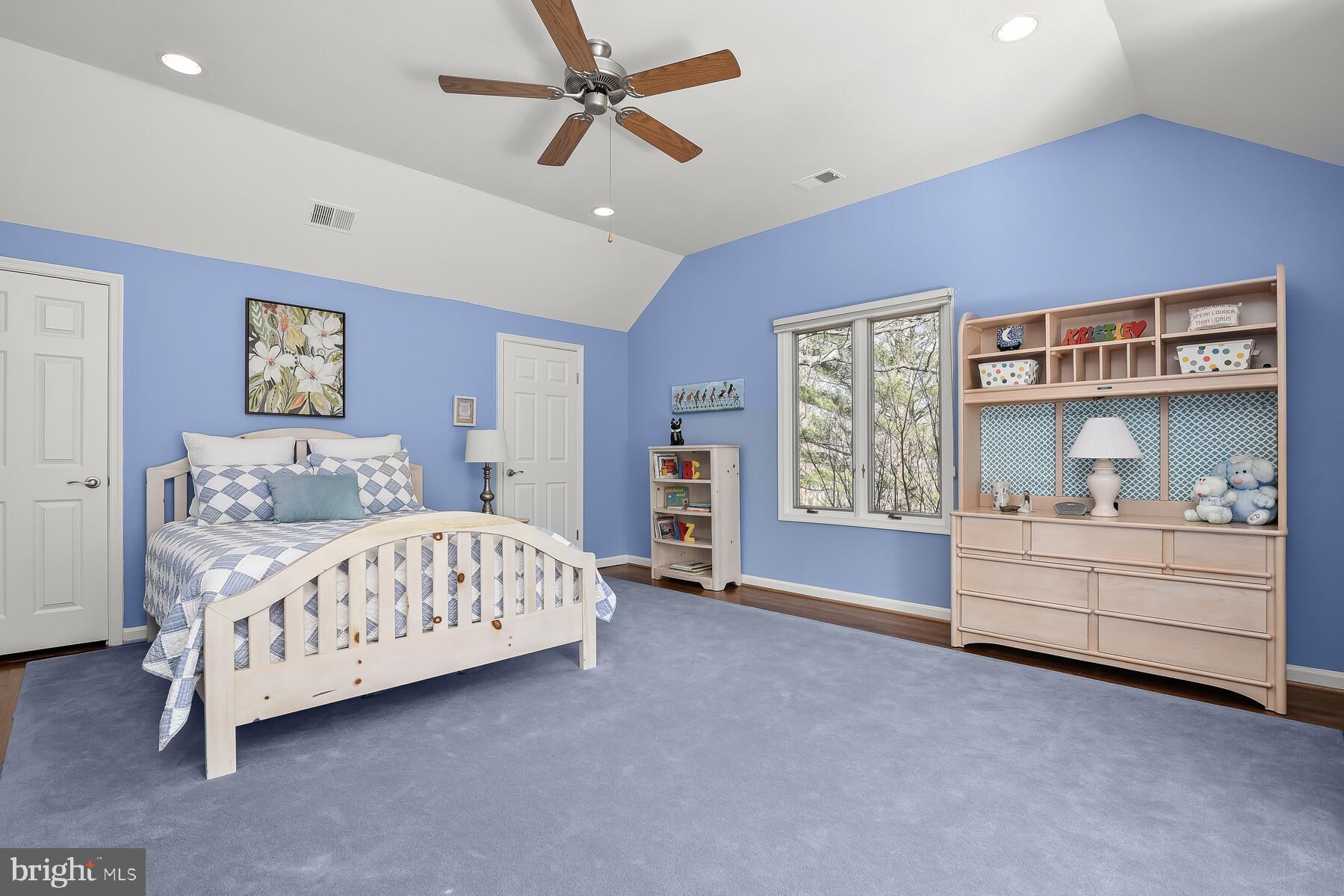 GLEN MILL VILLAGE - Residential