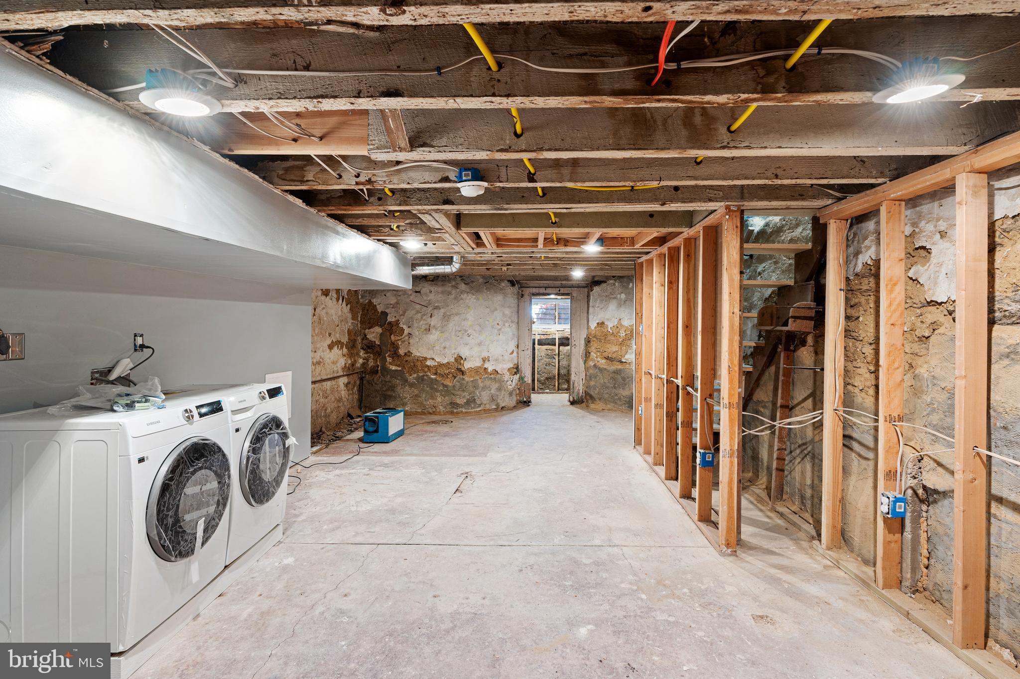 ALLEGHENY WEST - Residential