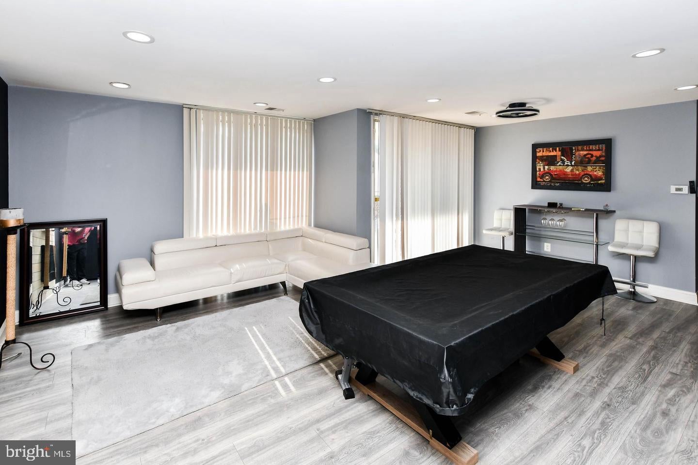 10208 PRINCE PLACE 5-T5