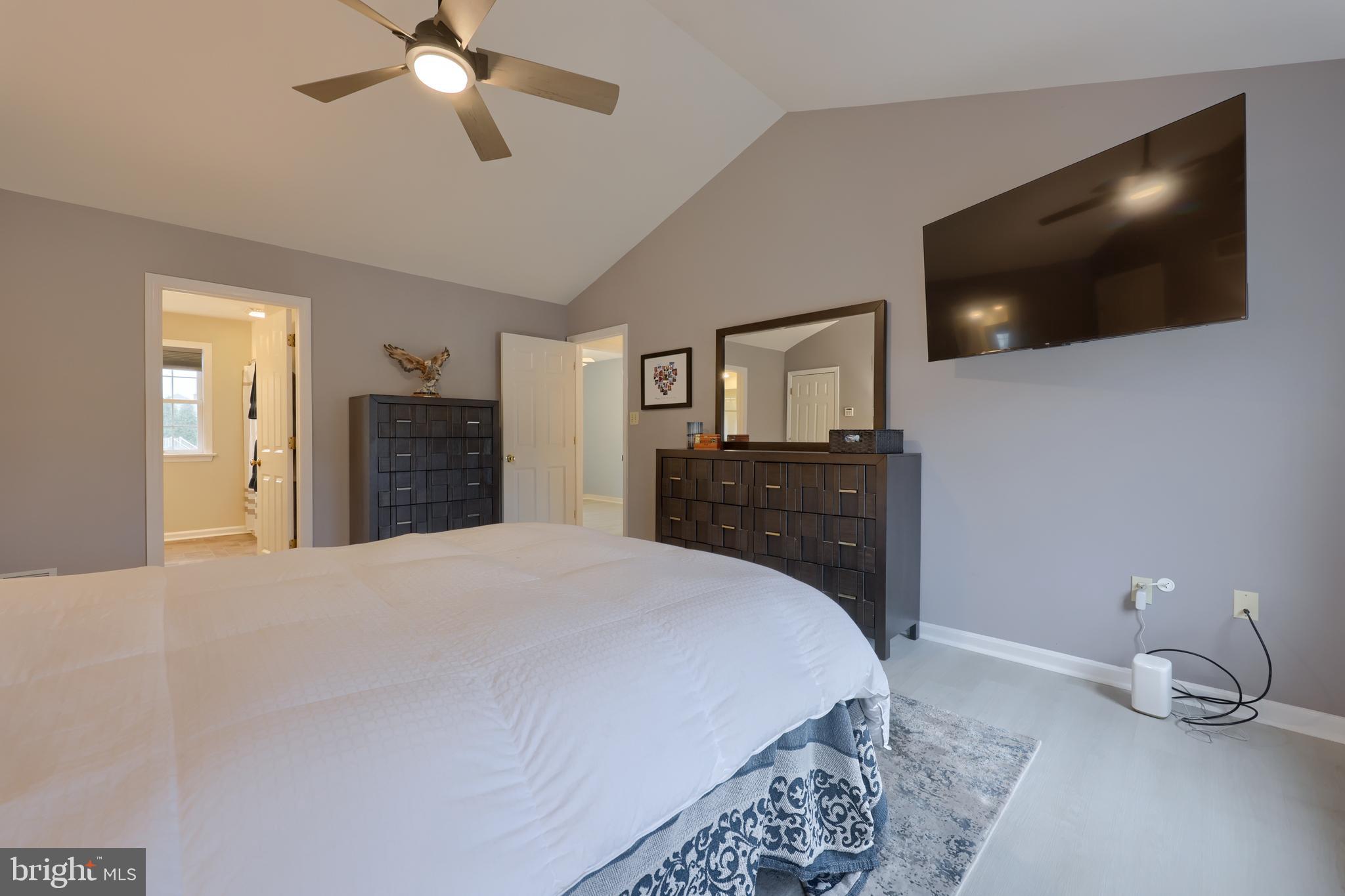 THE RIDINGS - Residential