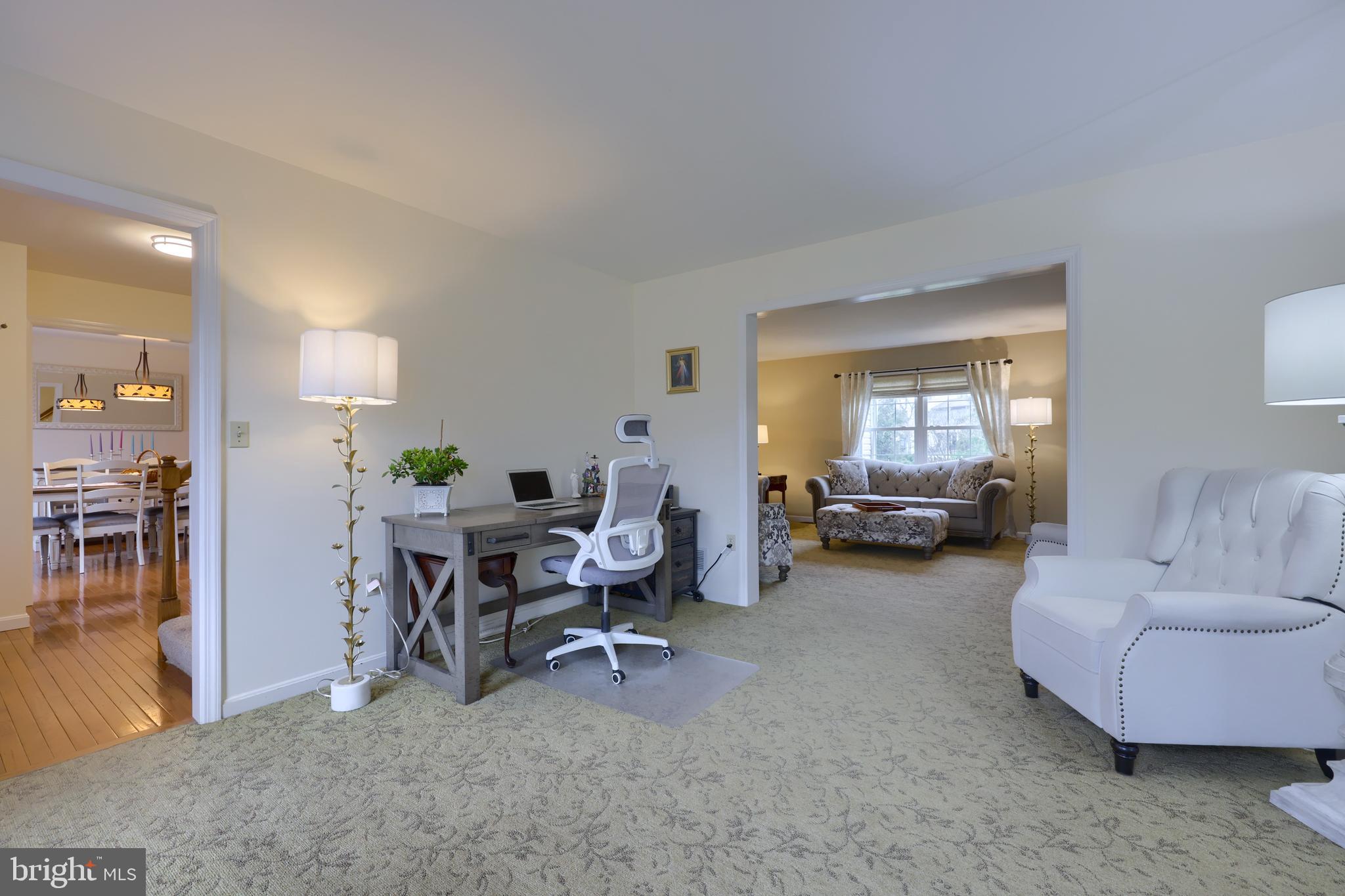 THE RIDINGS - Residential