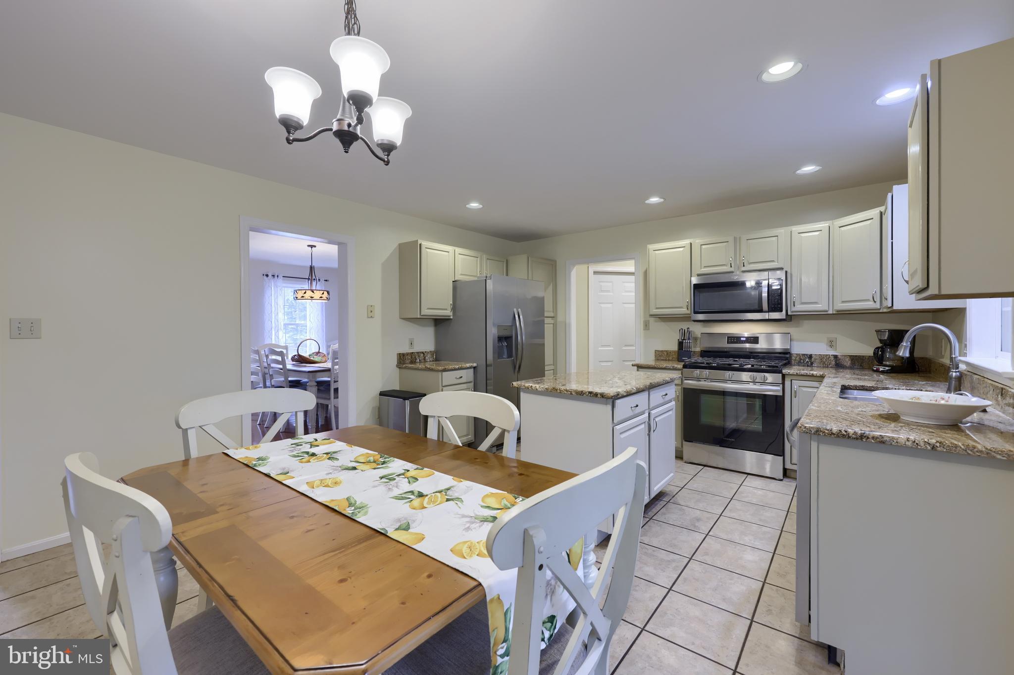 THE RIDINGS - Residential