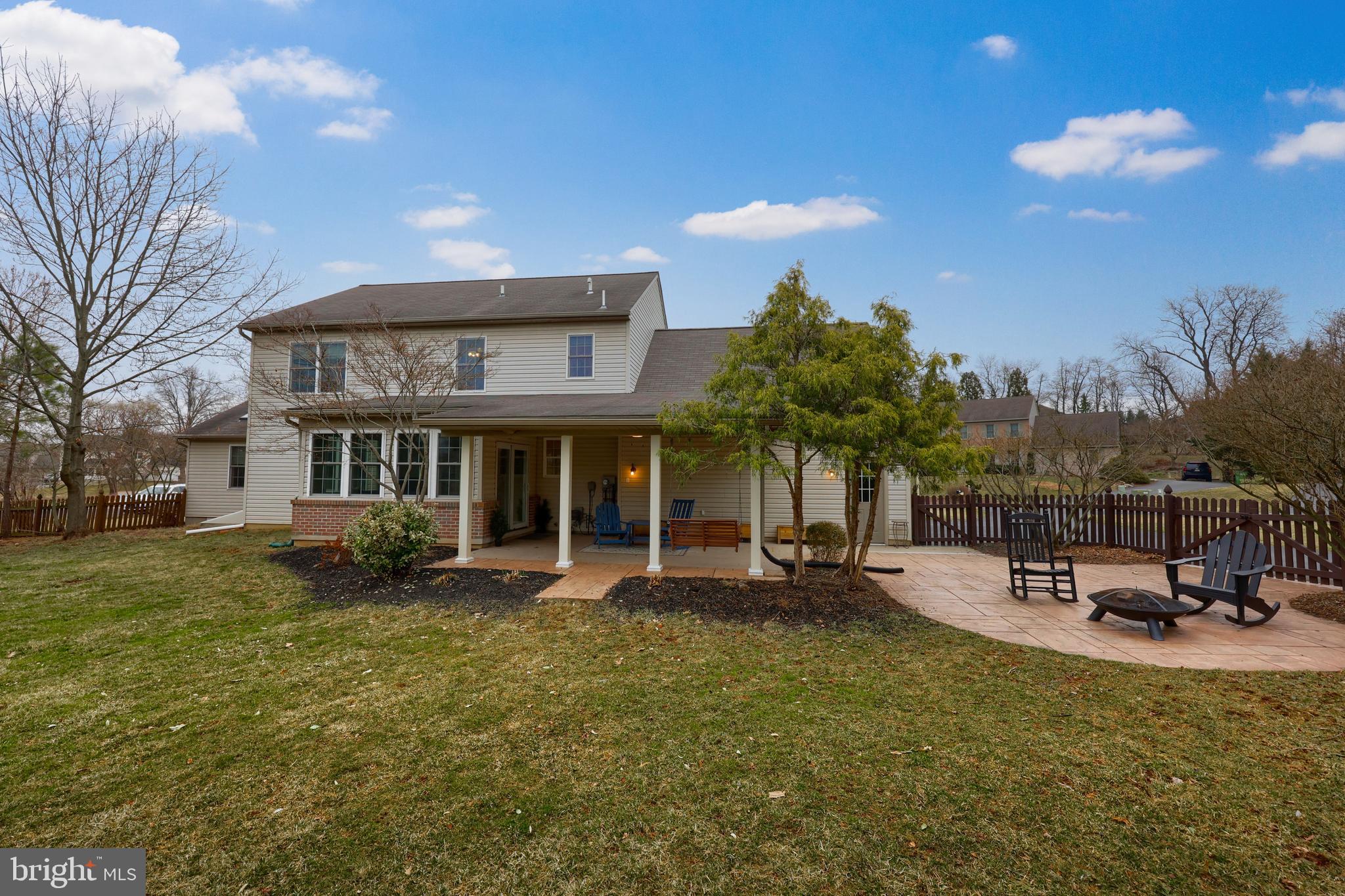 THE RIDINGS - Residential