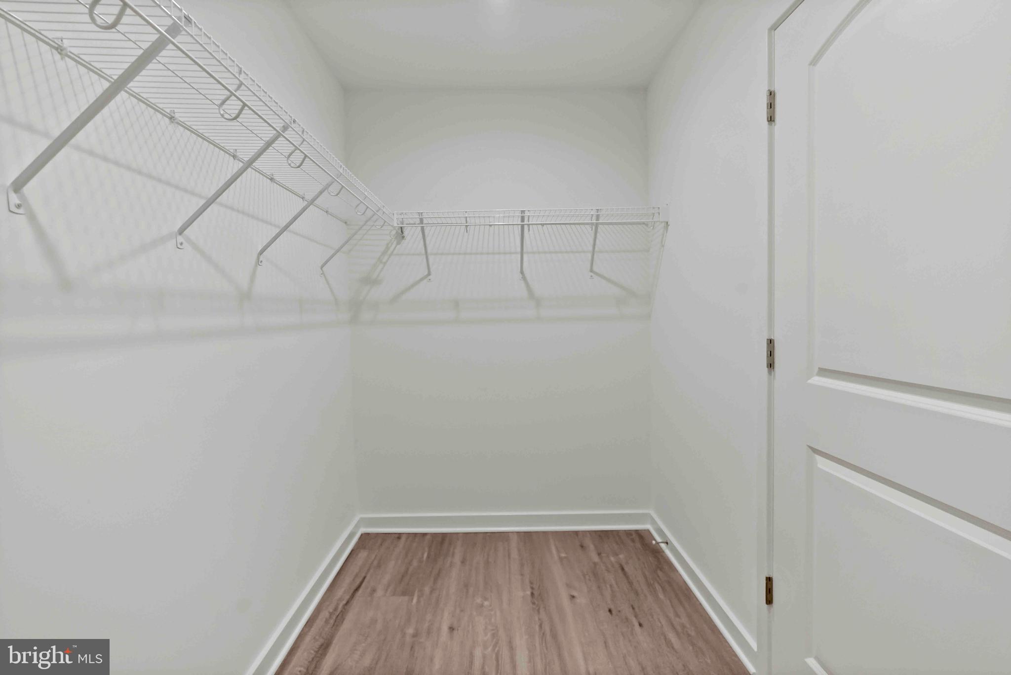 CARDINAL POINTE - Residential