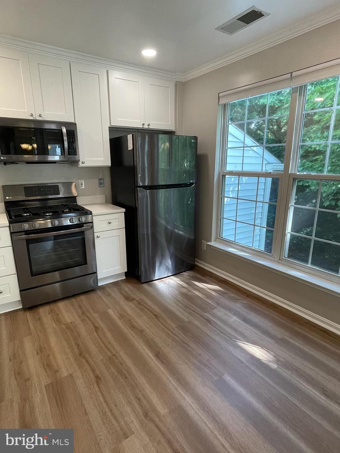 FAIR LAKES CONDO - Residential Lease