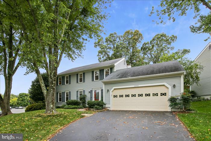 FAIR OAKS ESTATES - Residential