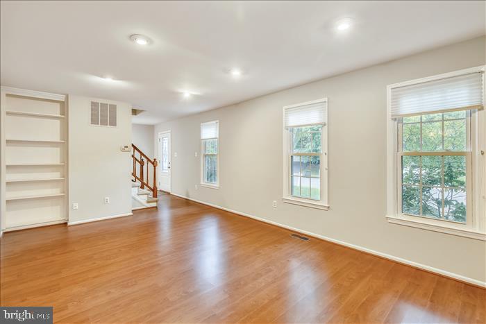 FAIR OAKS ESTATES - Residential