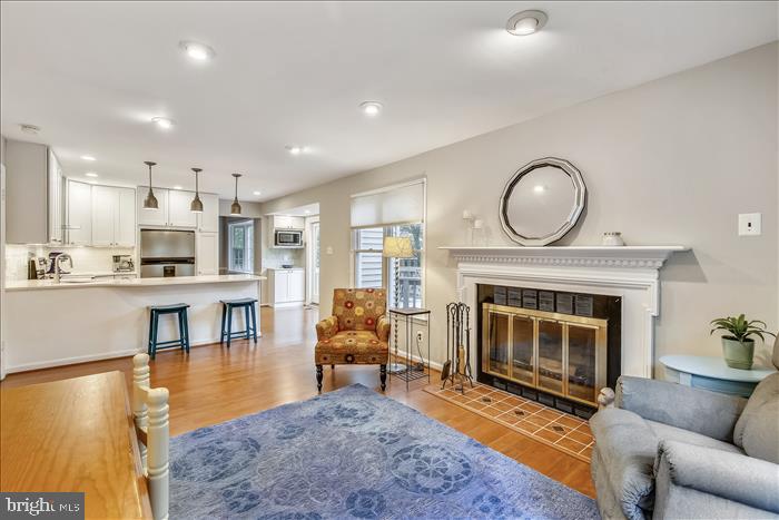 FAIR OAKS ESTATES - Residential