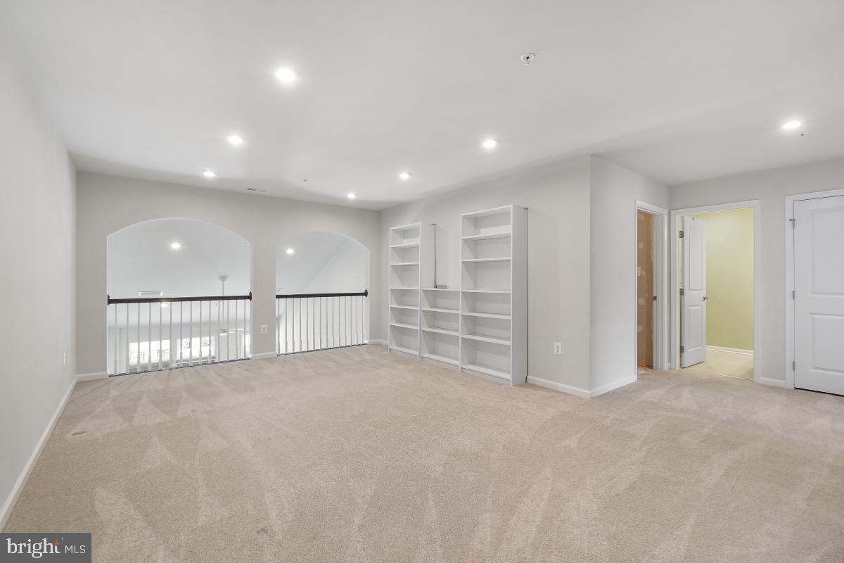 BALLENGER RUN - Residential