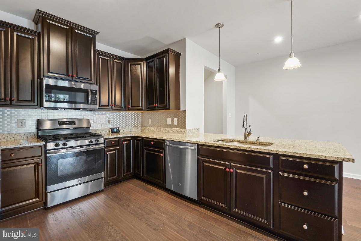 BALLENGER RUN - Residential