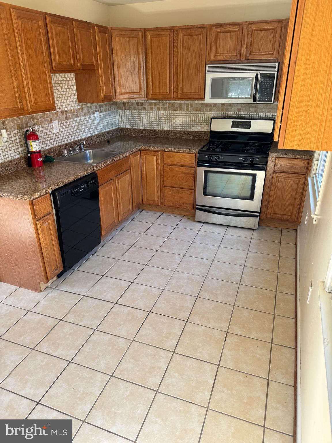 ANDOVER HEIGHTS - Residential