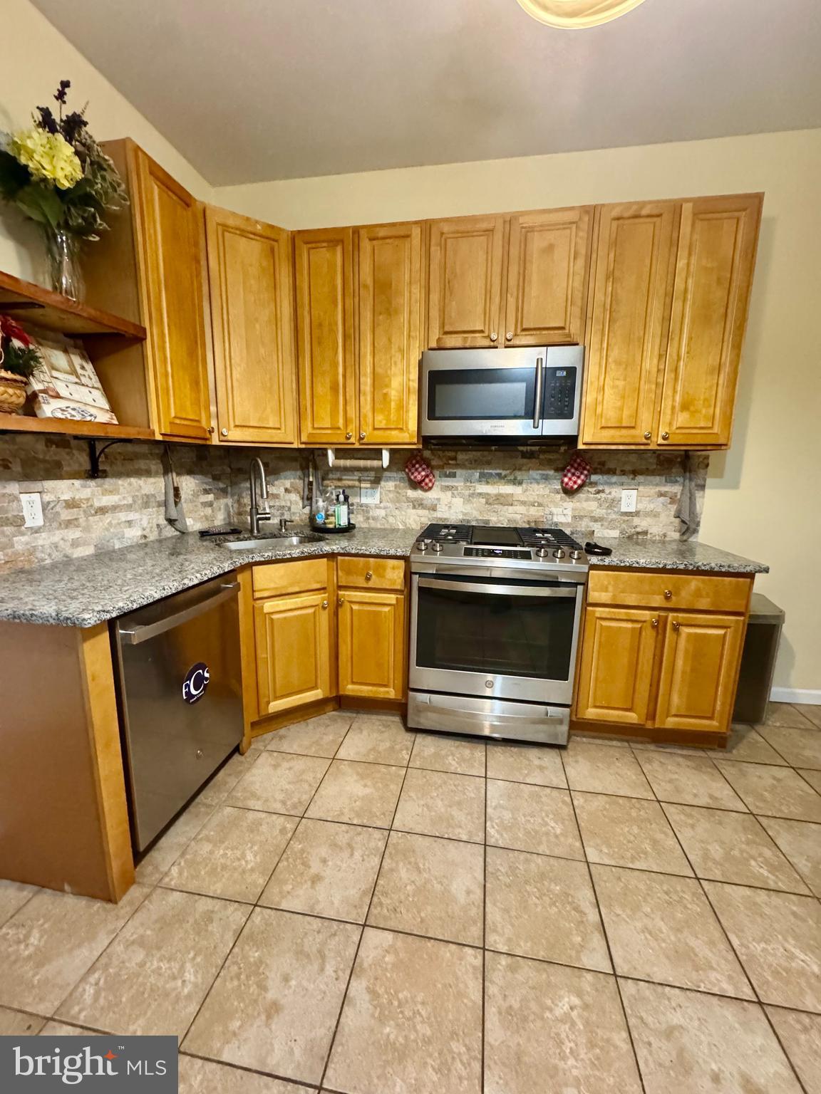 KINGSESSING - Residential Lease